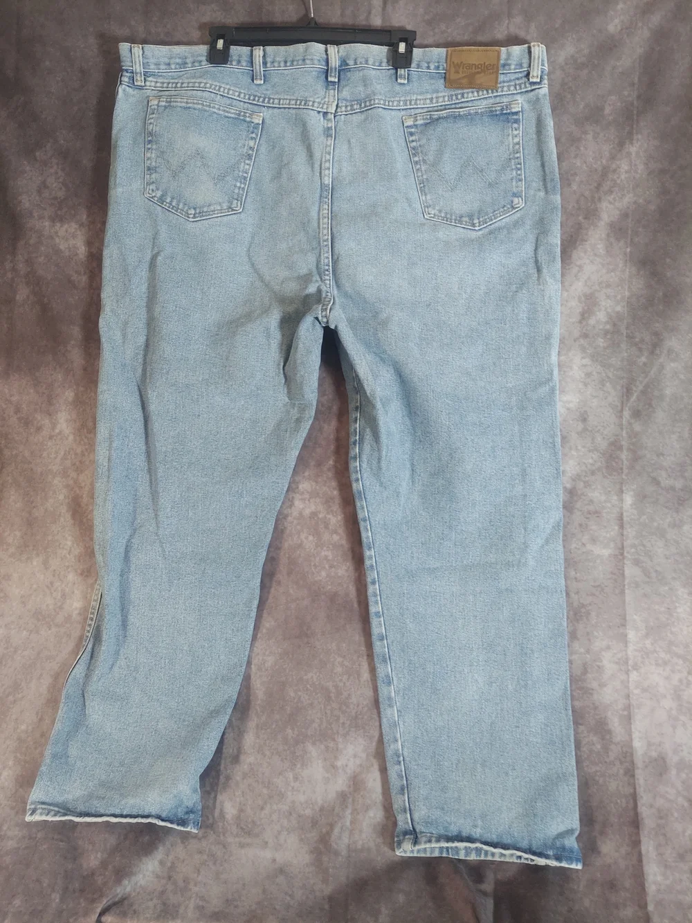 Wrangler Men's Relaxed Fit Jeans Light Wash Big & Tall 50x30 Broken-In GUC